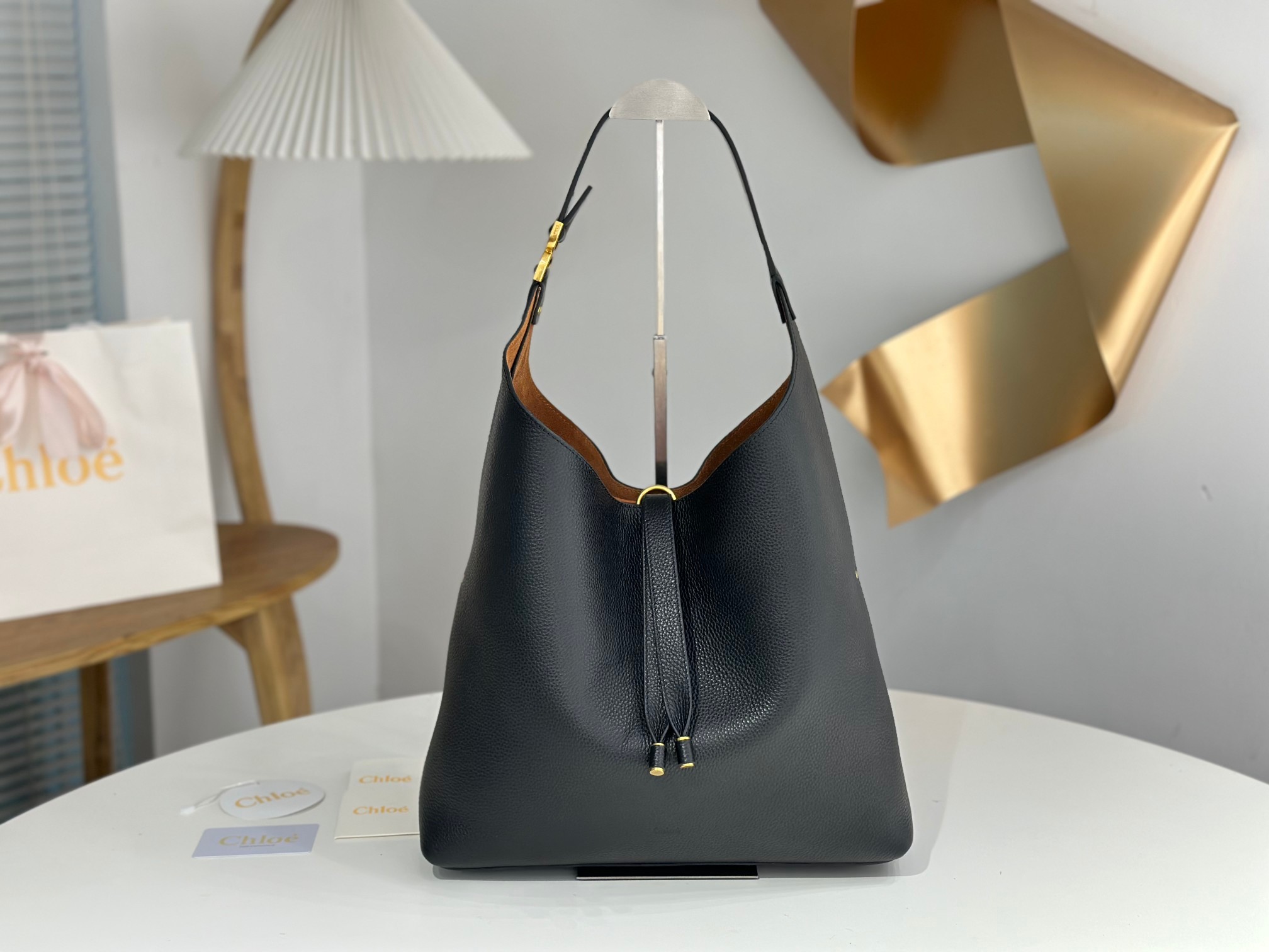 Chloe Marcie Hobo Bag In Black Grained Leather